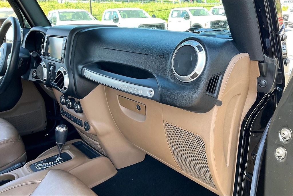 2016 Jeep Wrangler Unlimited Sahara