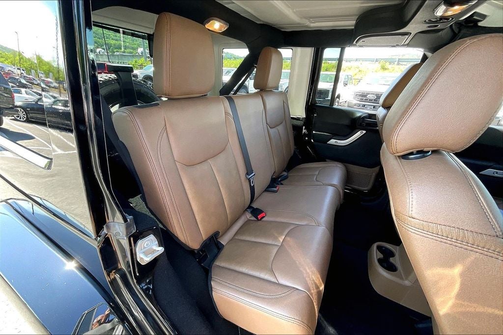 2016 Jeep Wrangler Unlimited Sahara