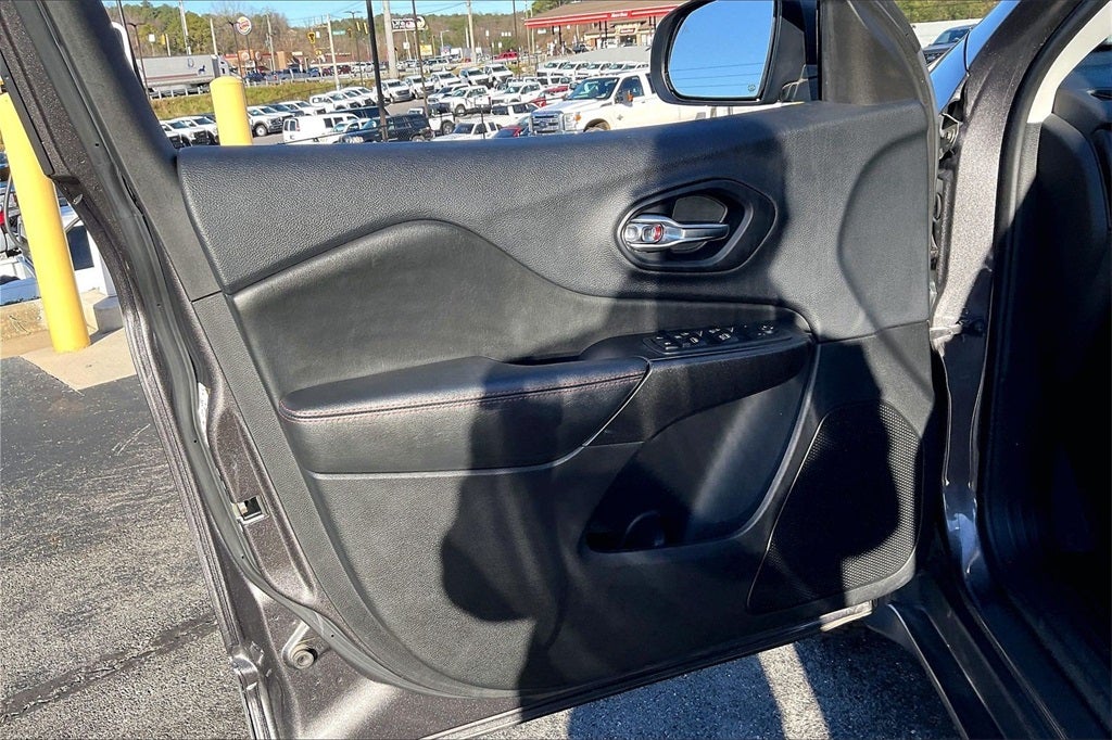 2019 Jeep Cherokee Trailhawk