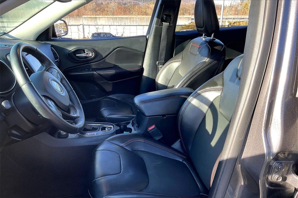 2019 Jeep Cherokee Trailhawk