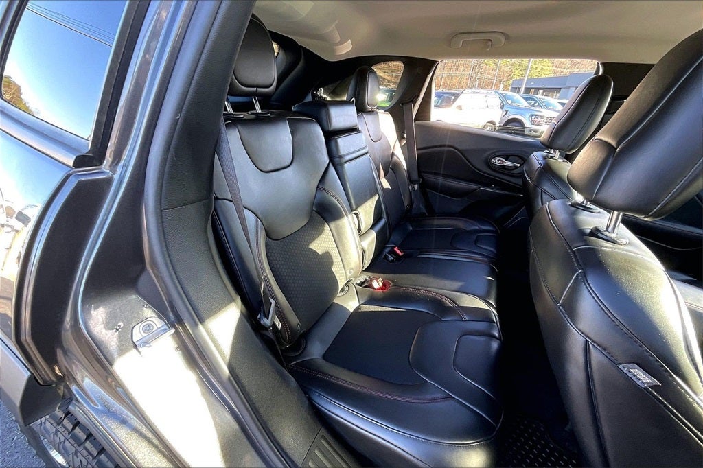 2019 Jeep Cherokee Trailhawk