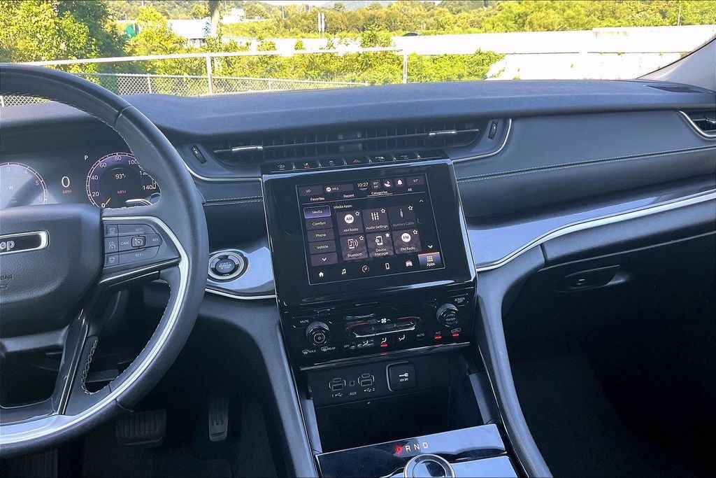 2023 Jeep Grand Cherokee L Laredo