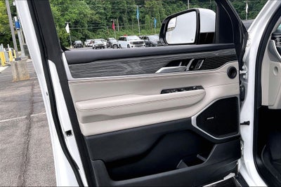 2022 Jeep Wagoneer Series II