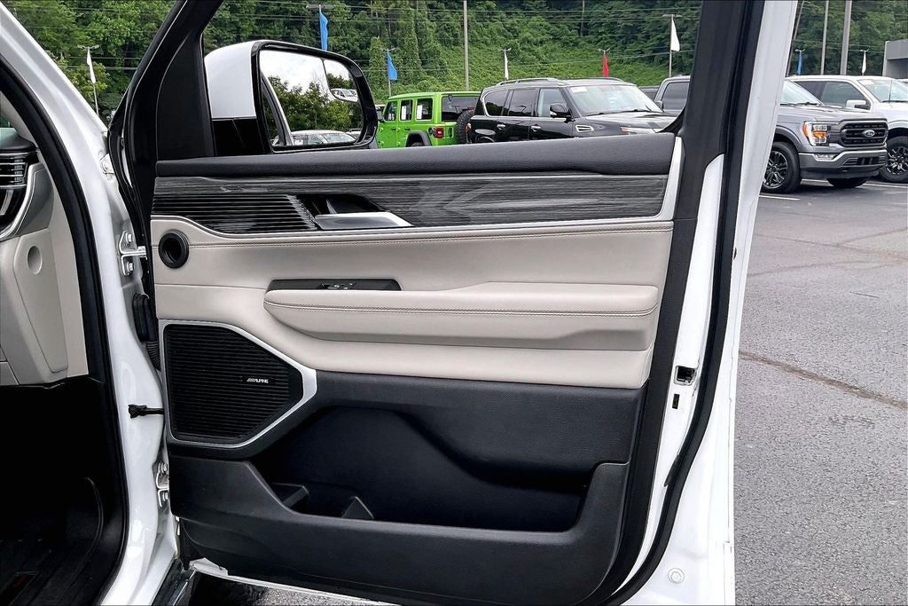 2022 Jeep Wagoneer Series II