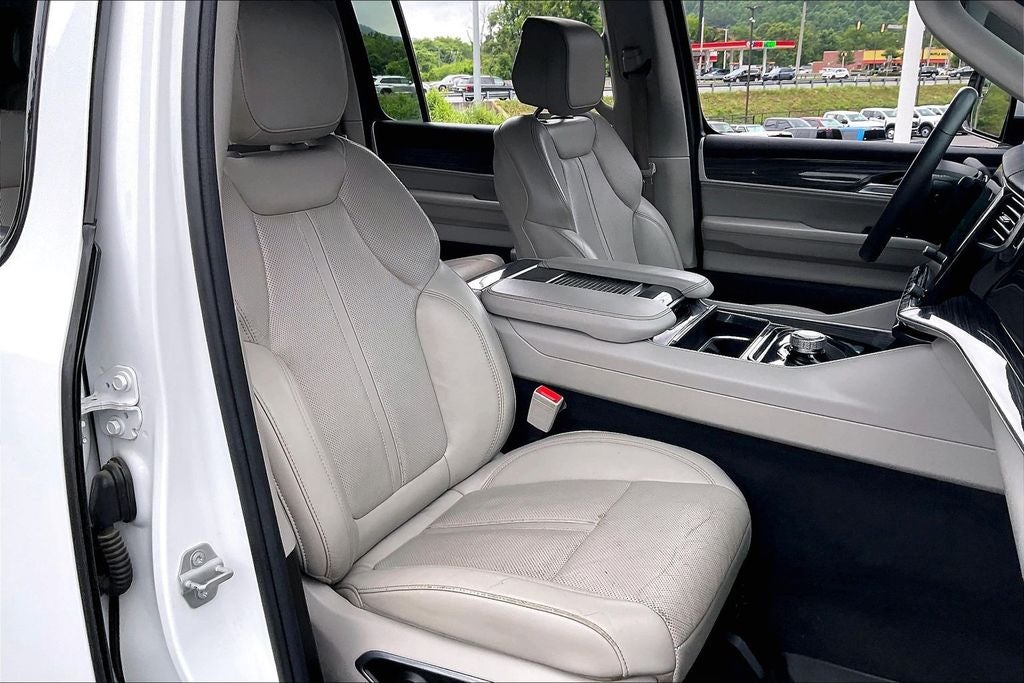 2022 Jeep Wagoneer Series II