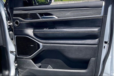 2022 Jeep Wagoneer Series III