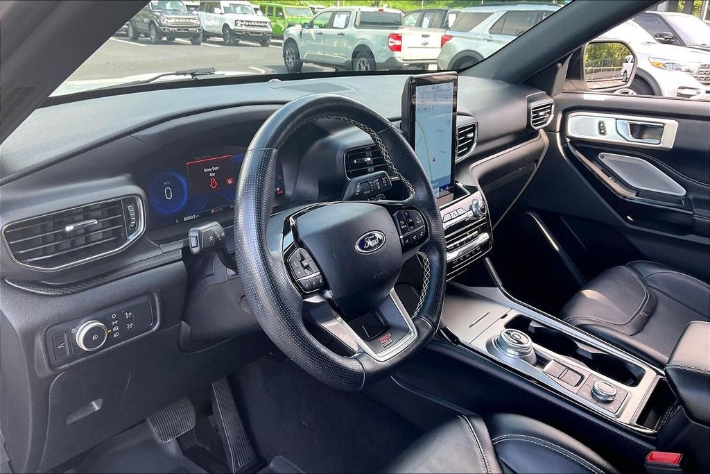 2021 Ford Explorer ST