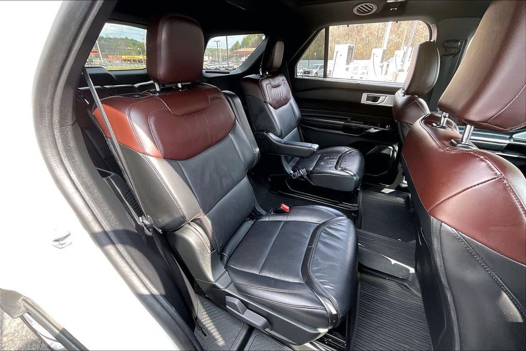 2022 Ford Explorer Platinum