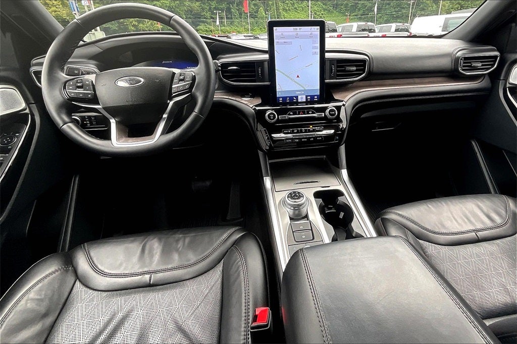 2023 Ford Explorer Platinum