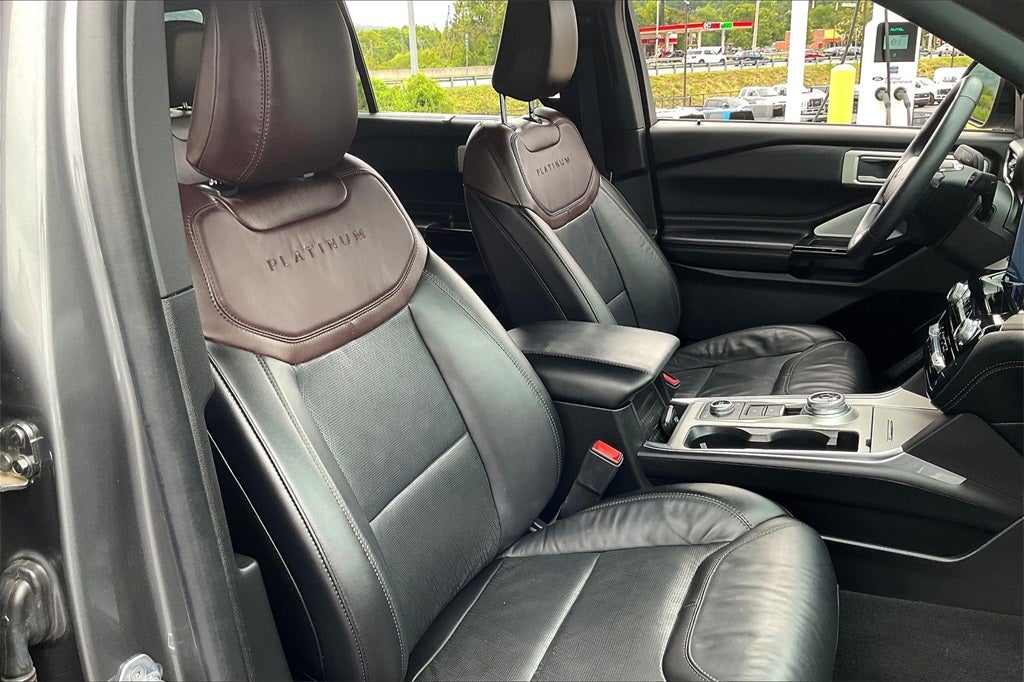 2023 Ford Explorer Platinum