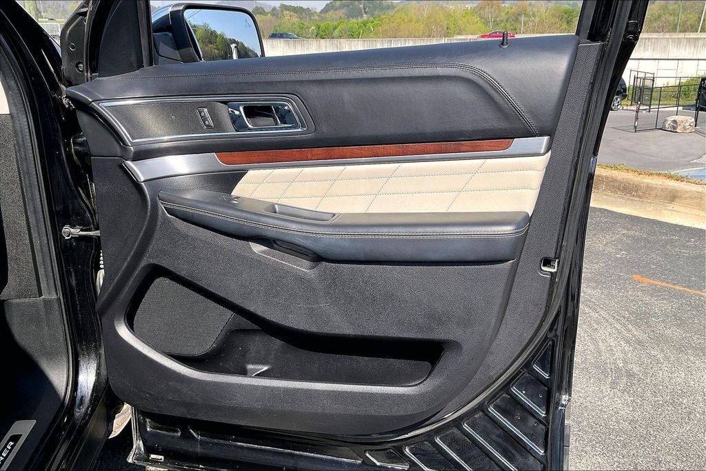 2018 Ford Explorer Platinum