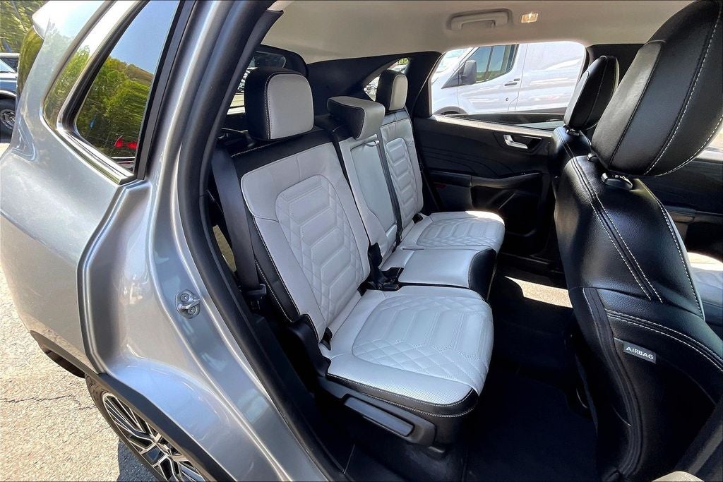 2023 Ford Escape Plug-In Hybrid Base