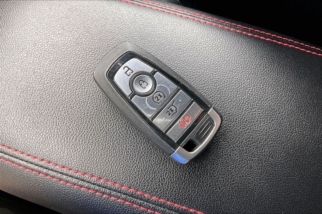 2025 Ford Escape Hybrid ST-Line
