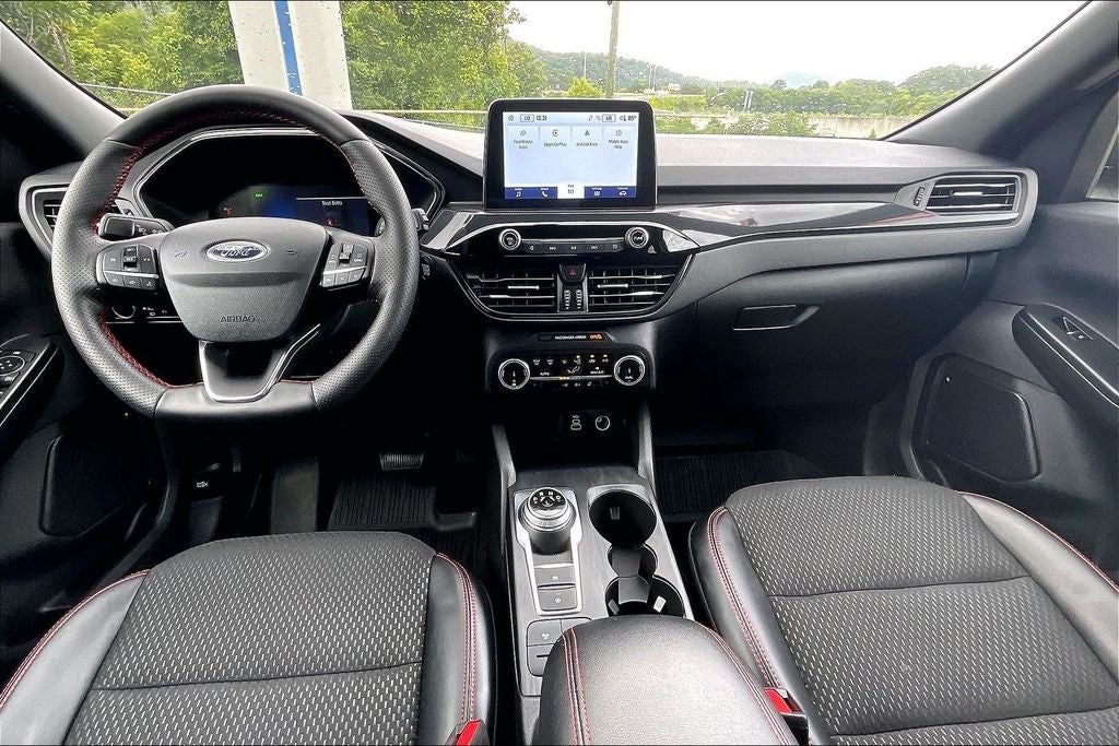 2025 Ford Escape Hybrid ST-Line