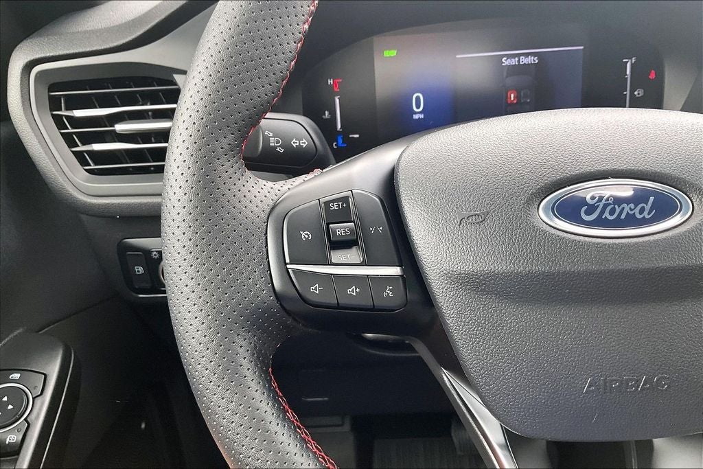 2025 Ford Escape Hybrid ST-Line