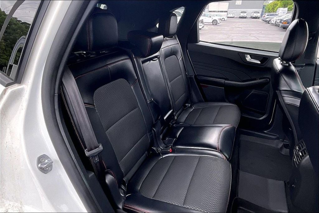 2025 Ford Escape Hybrid ST-Line