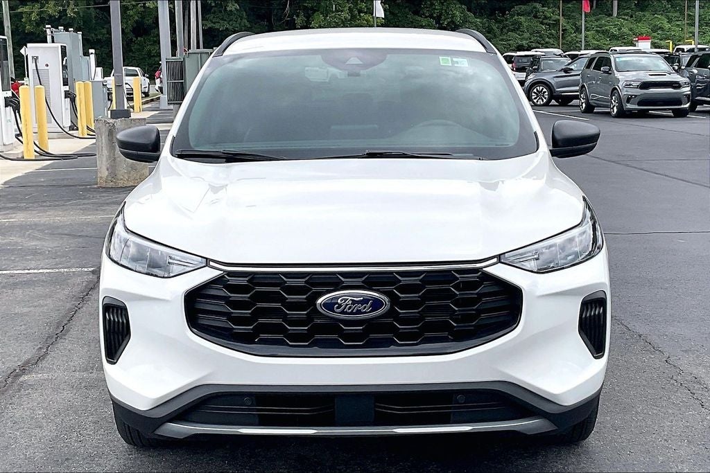 2025 Ford Escape Hybrid ST-Line