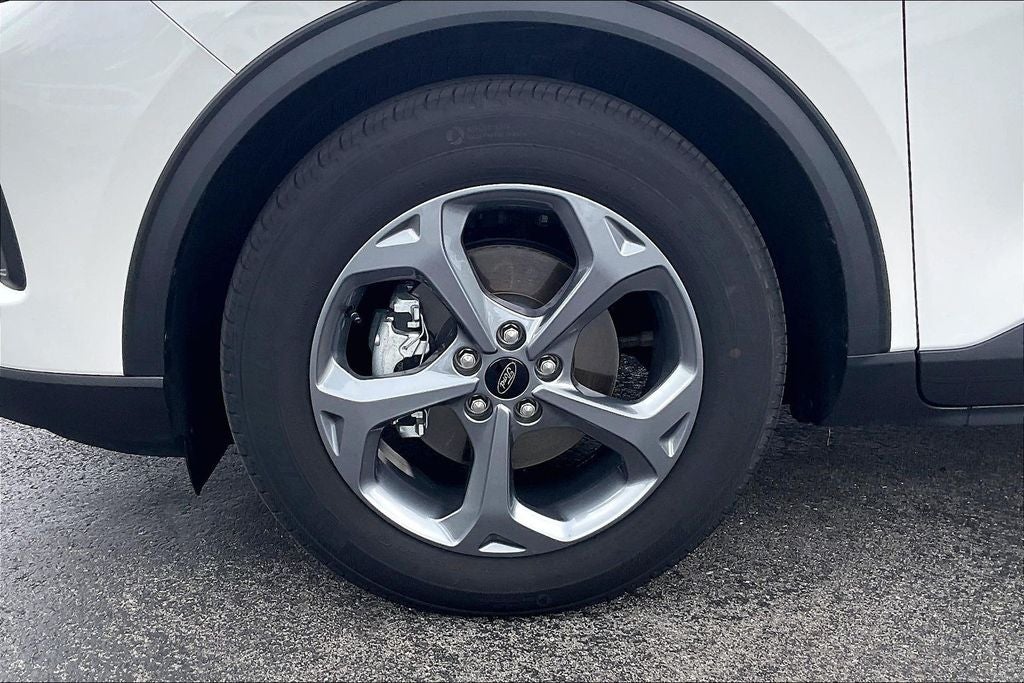2025 Ford Escape Hybrid ST-Line