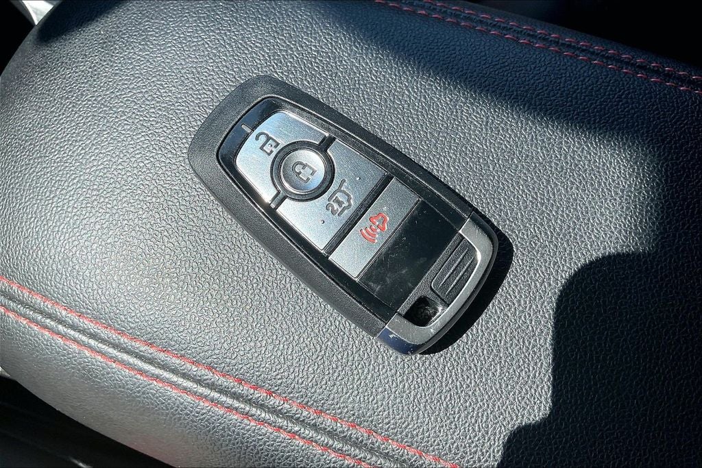 2025 Ford Escape Hybrid ST-Line