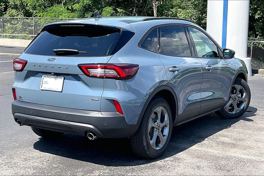 2025 Ford Escape Hybrid ST-Line