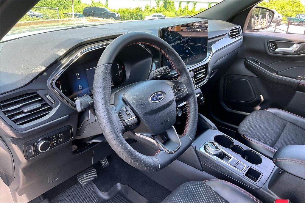 2025 Ford Escape Hybrid ST-Line