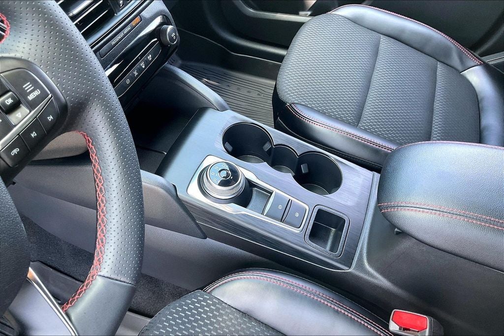 2025 Ford Escape Hybrid ST-Line