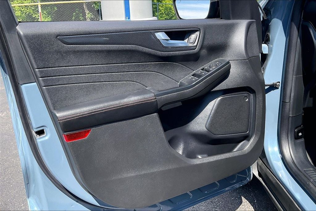 2025 Ford Escape Hybrid ST-Line