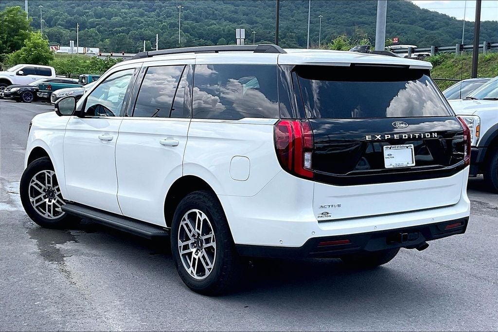 2025 Ford Expedition Active