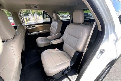 2024 Ford Explorer XLT