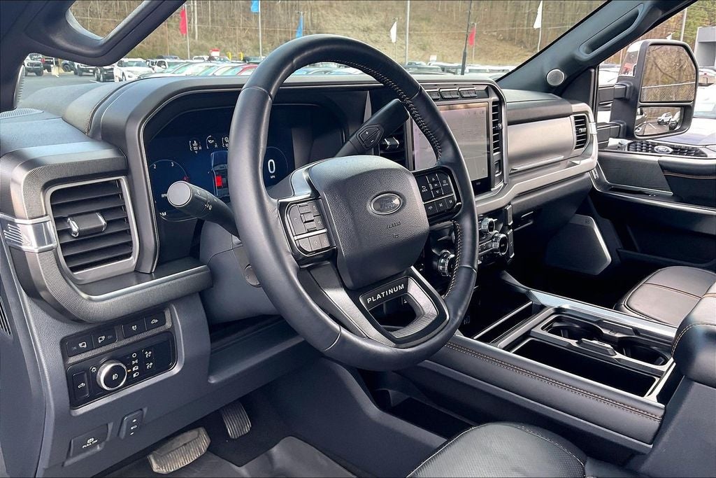 2024 Ford F-350SD Platinum