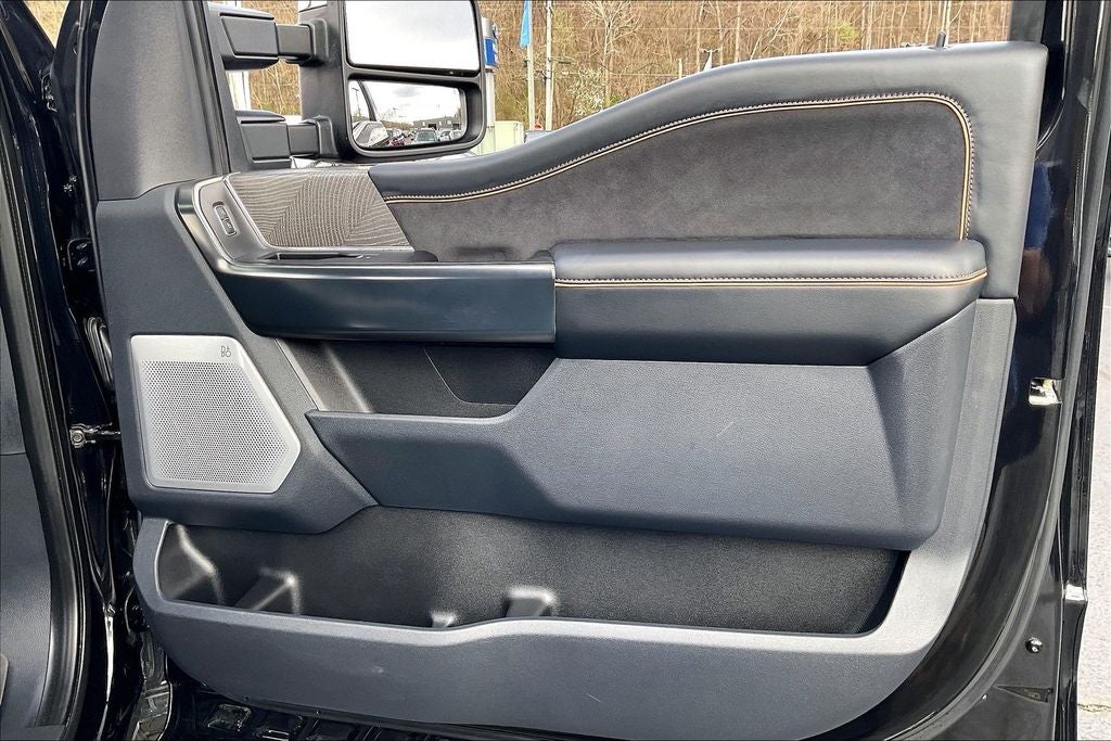 2024 Ford F-350SD Platinum