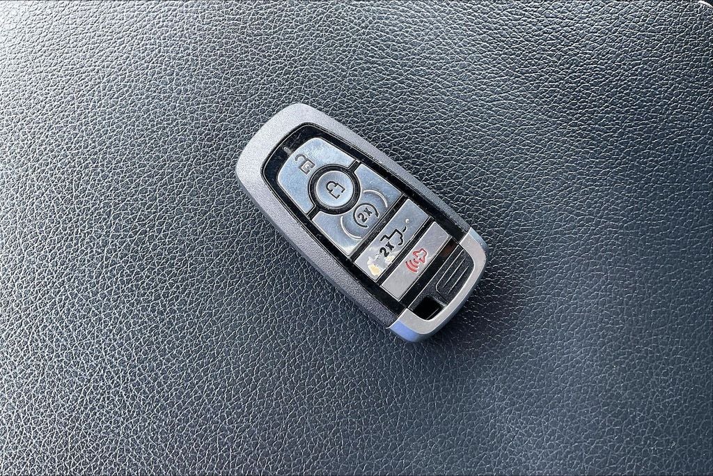 2022 Ford F-350SD Lariat DRW