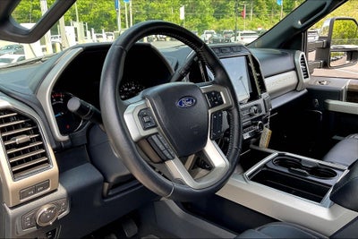 2022 Ford F-350SD Lariat DRW