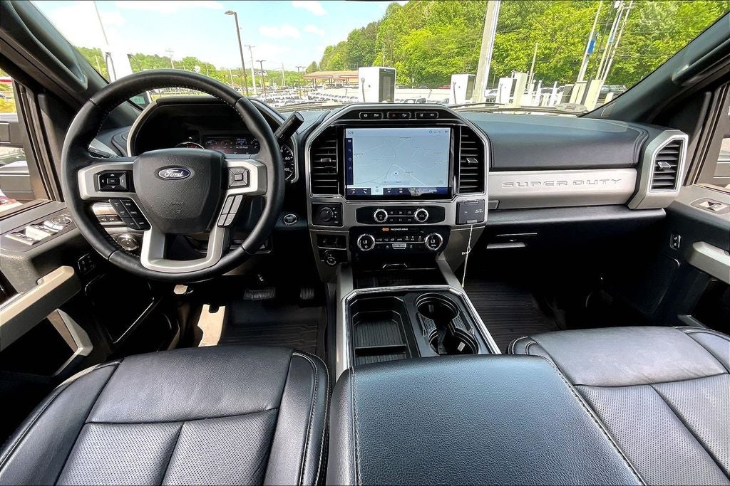 2022 Ford F-350SD Lariat DRW