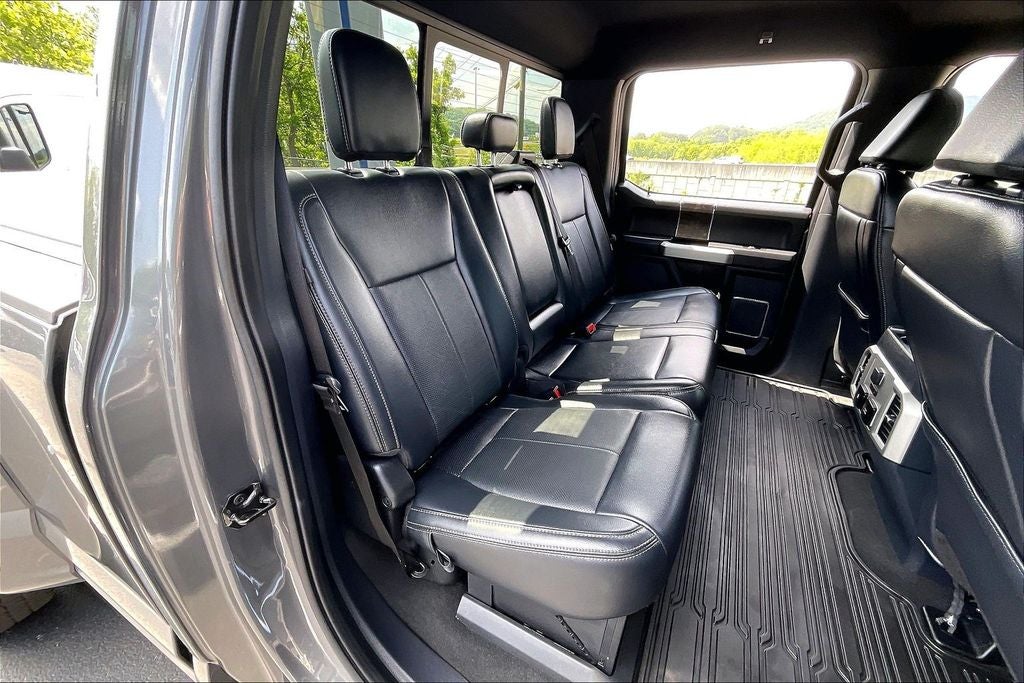 2022 Ford F-350SD Lariat DRW