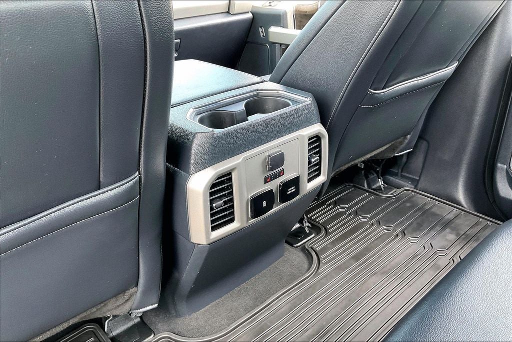 2022 Ford F-350SD Lariat DRW