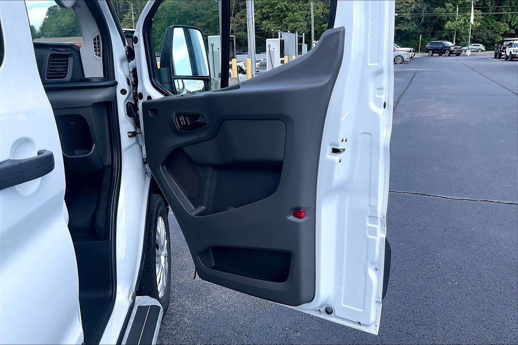 2025 Ford Transit-250 Base