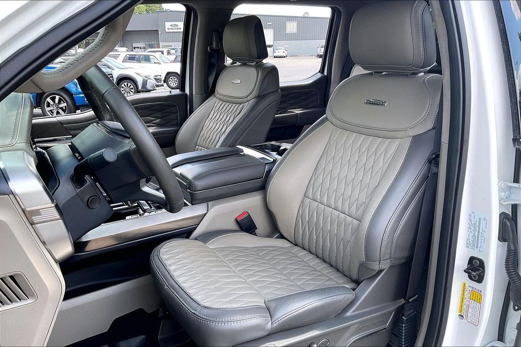 2025 Ford F-150 Platinum
