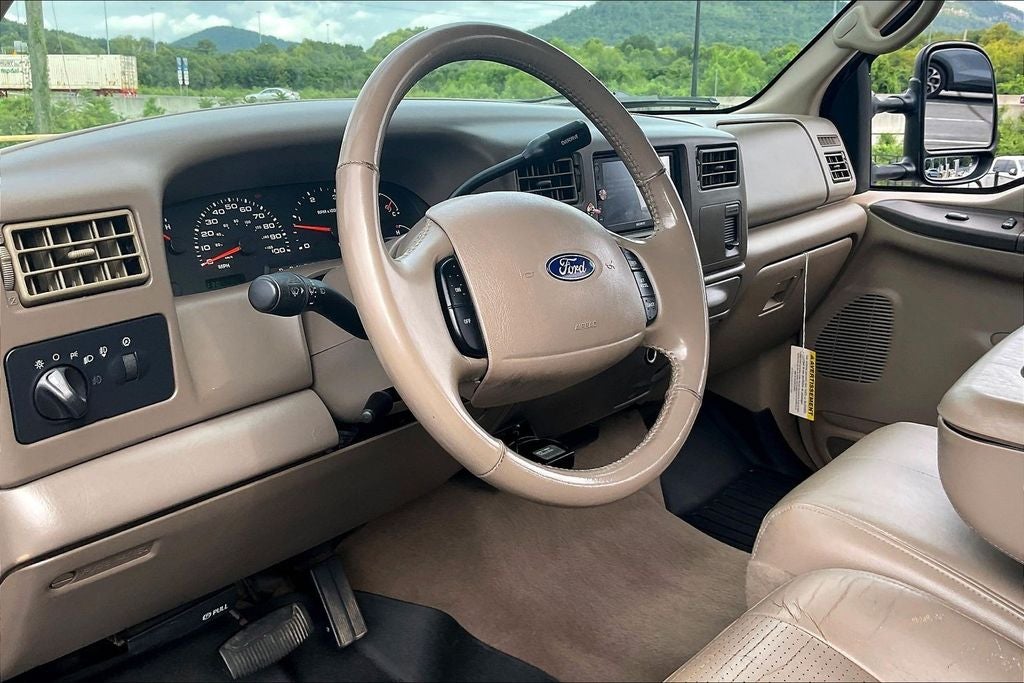 2002 Ford F-250SD Lariat