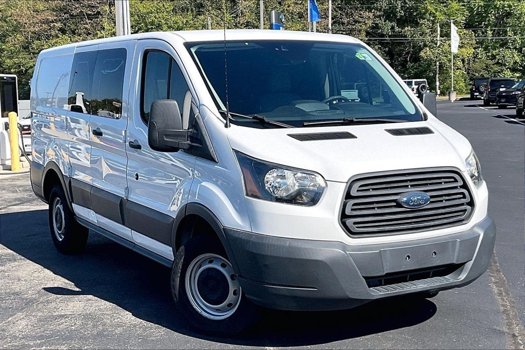 2018 Ford Transit-250 Base