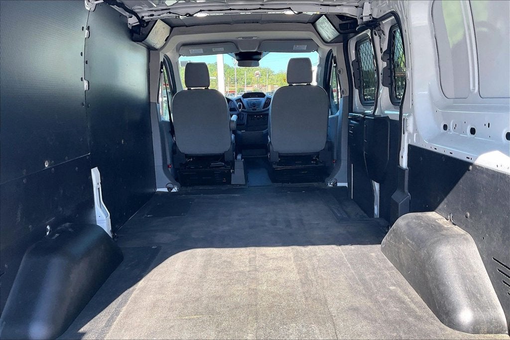 2018 Ford Transit-250 Base