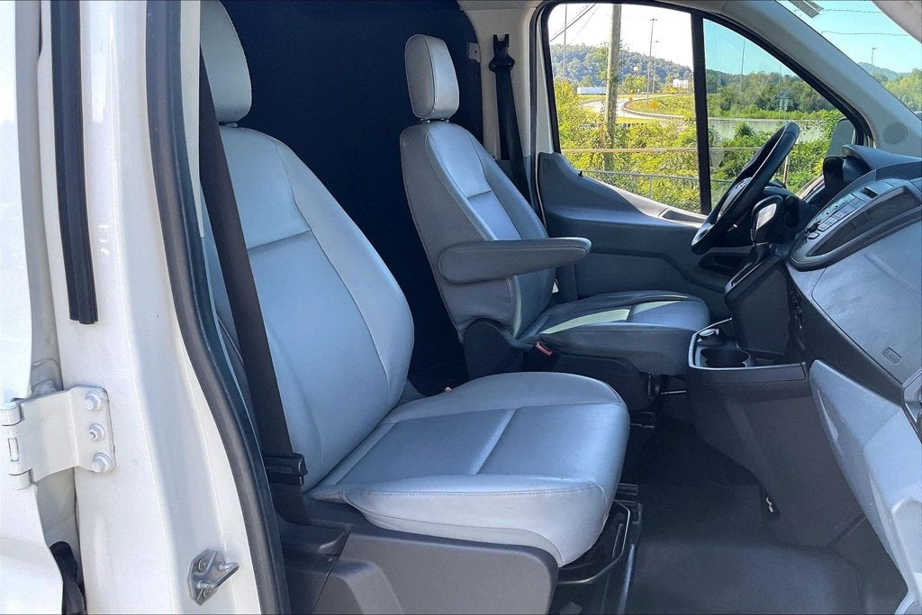 2018 Ford Transit-250 Base