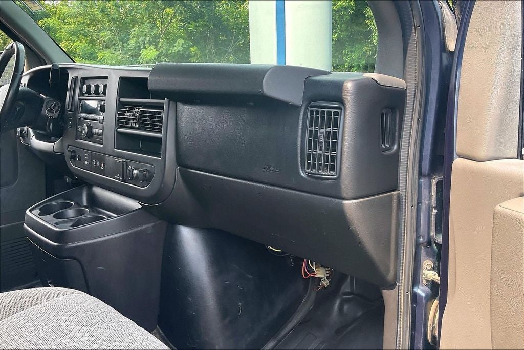 2015 Chevrolet Express 3500 Work Van Cargo
