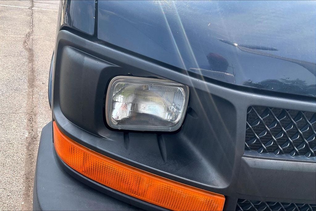 2015 Chevrolet Express 3500 Work Van Cargo