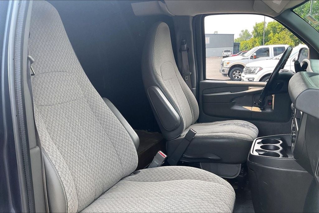 2015 Chevrolet Express 3500 Work Van Cargo