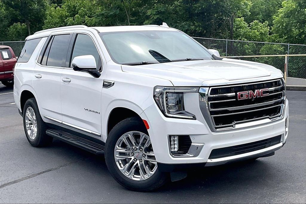 2023 GMC Yukon SLT