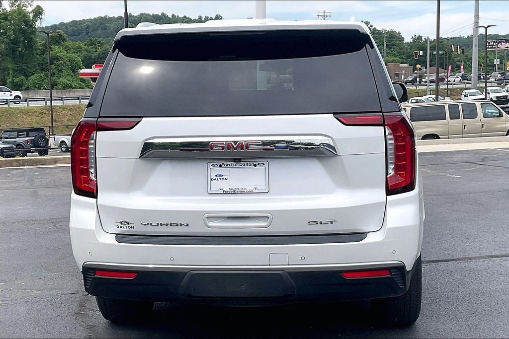 2023 GMC Yukon SLT