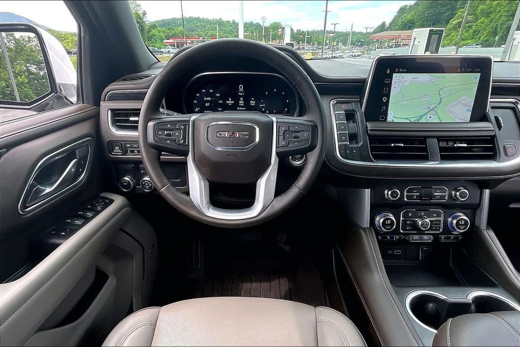 2023 GMC Yukon SLT