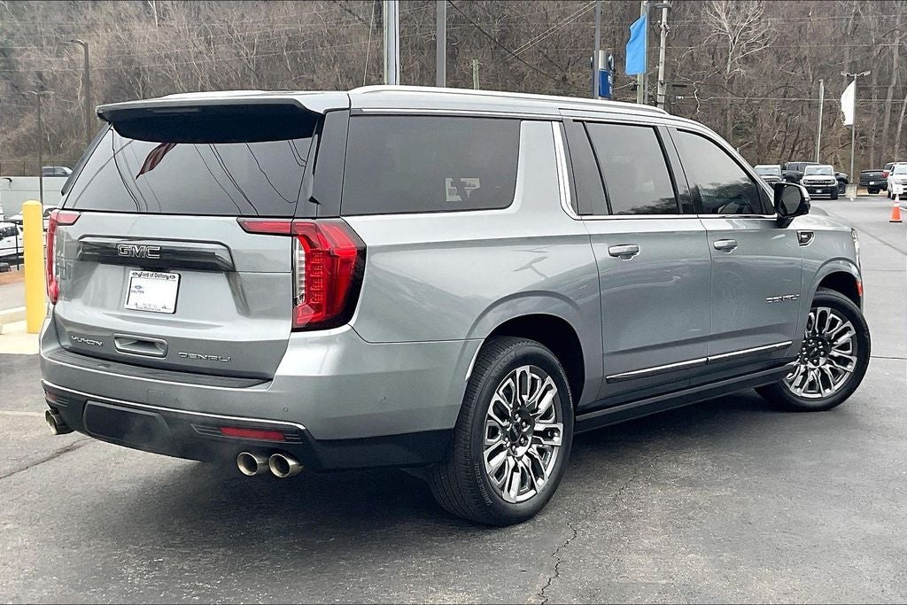 2023 GMC Yukon XL Denali Ultimate