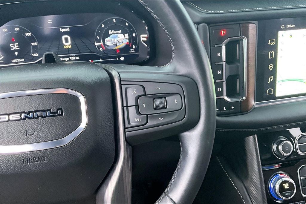 2023 GMC Yukon XL Denali Ultimate